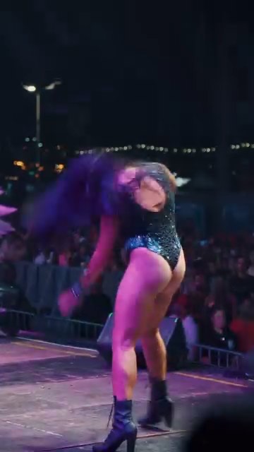 Quadro 3 do vídeo Parada LGBT: cobertura aérea e de rua